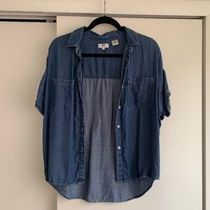 ❌SOLD❌ Levi’s Roll Sleeve Top